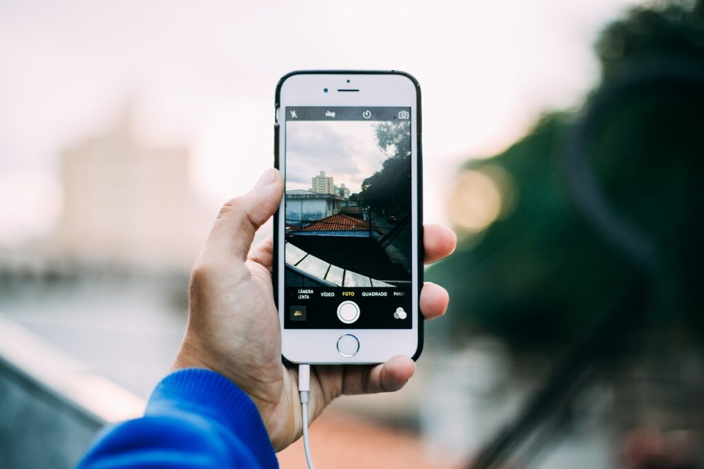 Discover why short-form video is the future of social media marketing and how Birmingham businesses can leverage it for success. Learn tips and strategies for maximizing engagement.